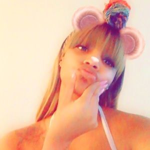 Meet your Posher, Kylee